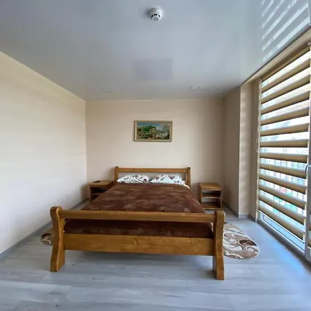 Apartment золота баня 5 *